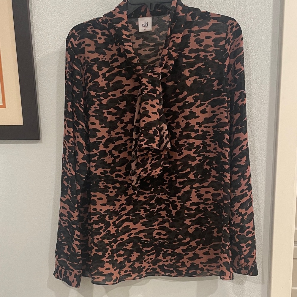 CAbi Women's Tan and Black Leopard Style Patterned Blouse